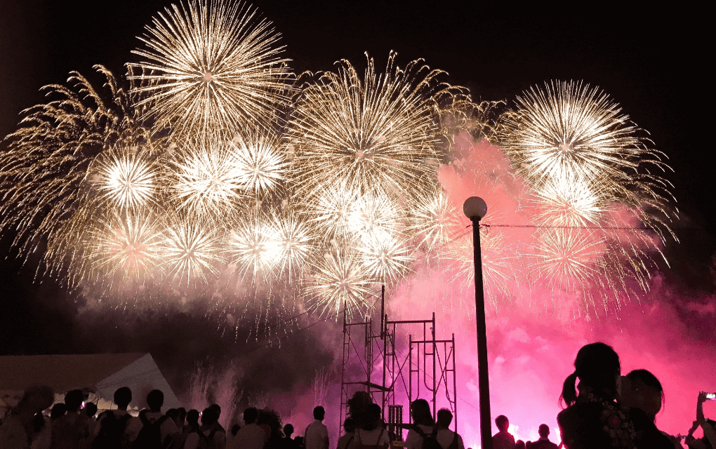 お祭りや花火大会など野外イベントでの設営・案内